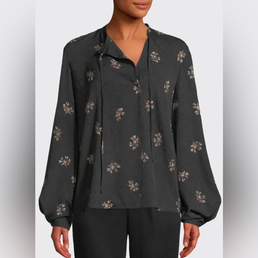 Vince Tossed Bouquet Crepe Tie‎ Blouse Black Floral S Career Business Casual